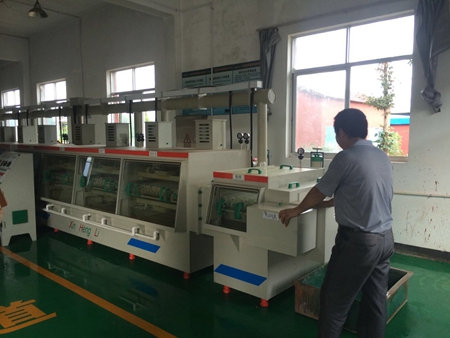 電力標(biāo)識標(biāo)牌蝕刻機的應(yīng)用