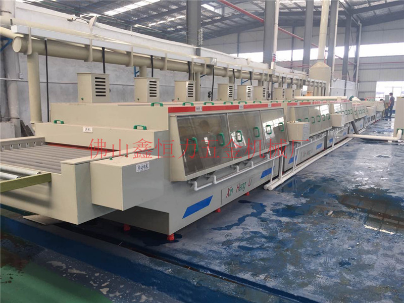 又一臺不銹鋼蝕刻機正式投產(chǎn),恭喜金利某老板開張大典